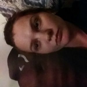 Meet your Posher, Lora